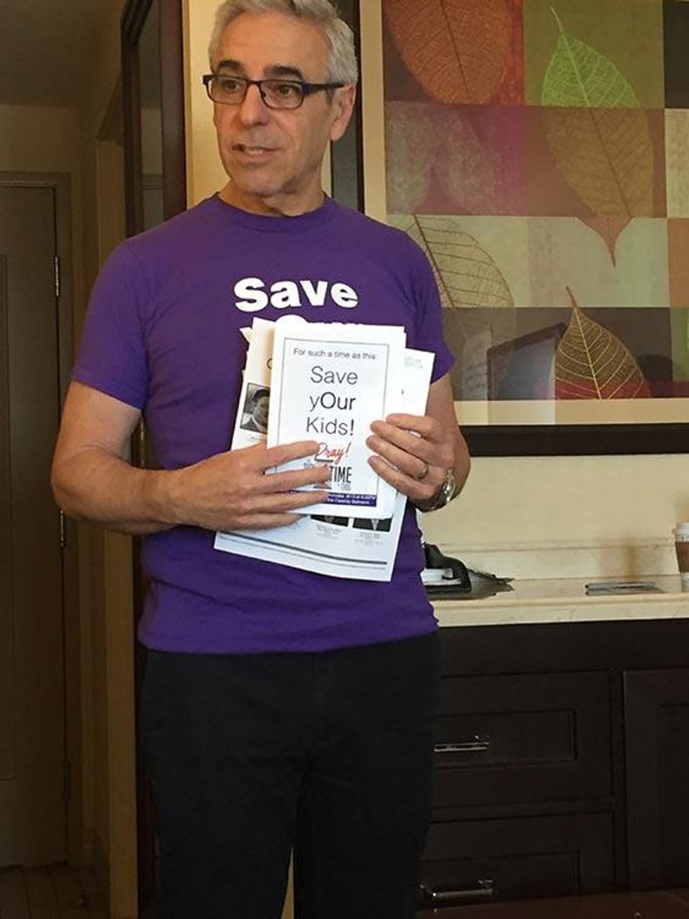 Faith in America cofounder Mitchell Gold prepping "Save yOur Kids!" coalition partners in advance of heading to the convention center.