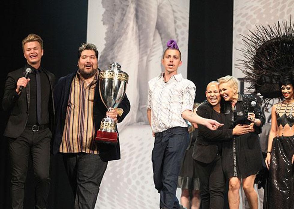 Fb_trophy_clark-russellx633_0