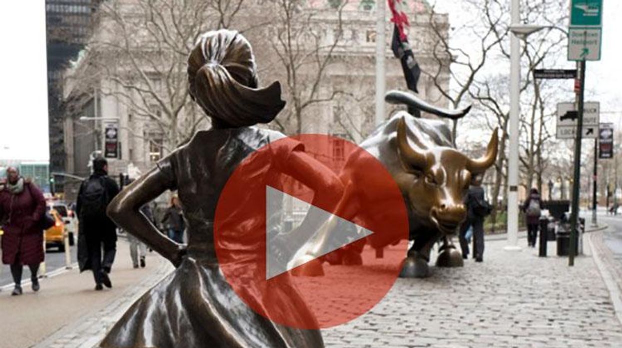 Fearless Girl Statue