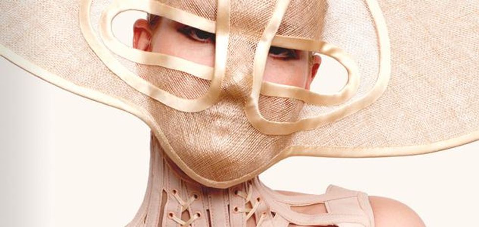 Fetishisminfashion02x633_0