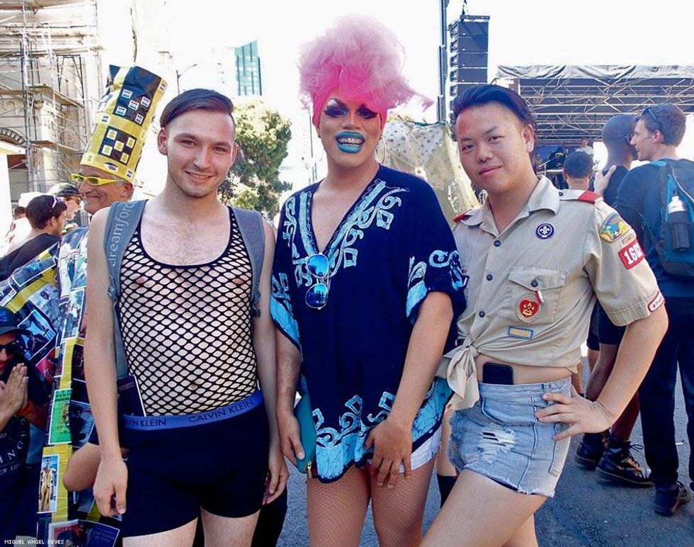 Folsom Street Fair etiquette