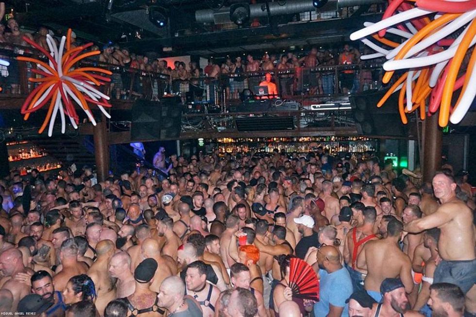 Folsom Street Fair etiquette