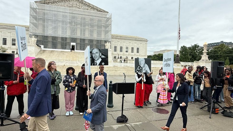 Frank Kameny 100th birthday SCOTUS protesters for LGBTQIA rights