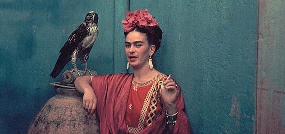 Frida-kahlo-and-pet-hawkx633