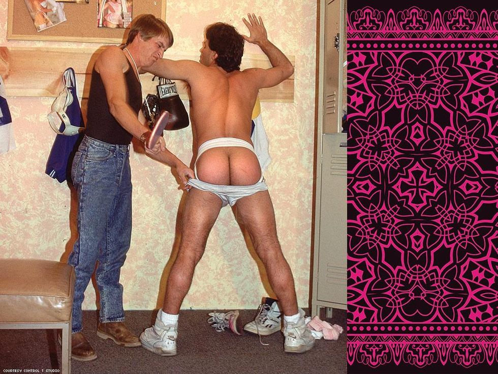 Fuschia on left = spanker. Fuschia on right = spankee.