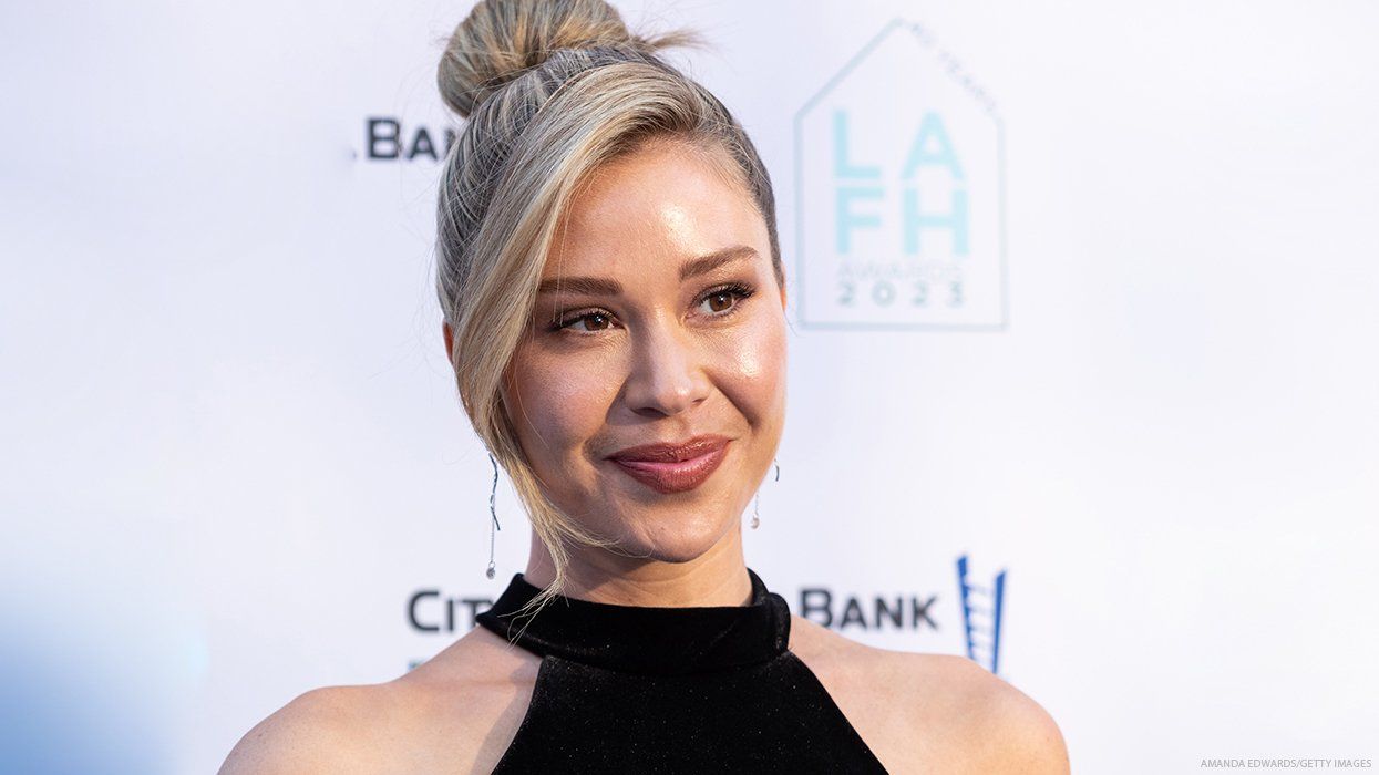 Bachelorette' Star Gabby Windey Comes Out, Shares She's Dating a Woman | Advocate.com Bachelorette' Star Gabby Windey Comes Out, Shares She's Dating a Woman | Advocate.com