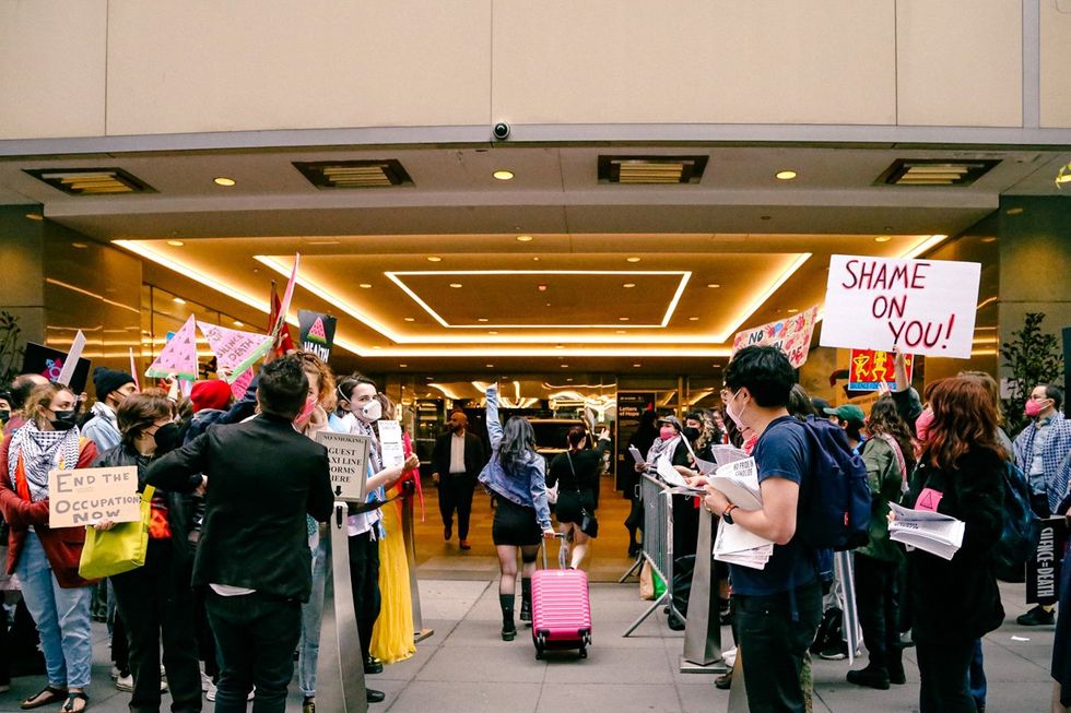 GALLERY - ACTUP - Protest Glaad Gala Palestine