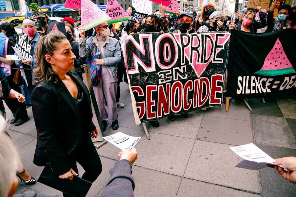 GALLERY - ACTUP - Protest Glaad Gala Palestine