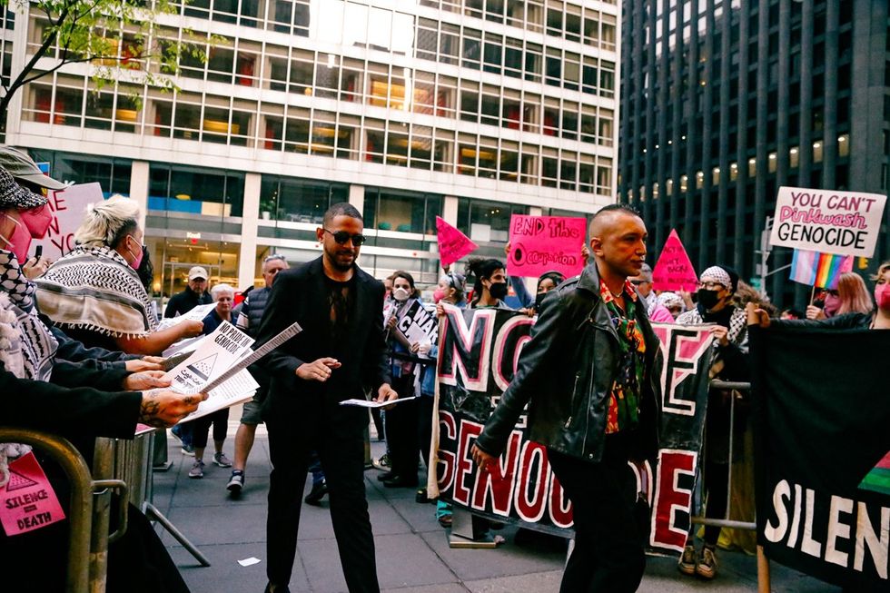 GALLERY - ACTUP - Protest Glaad Gala Palestine