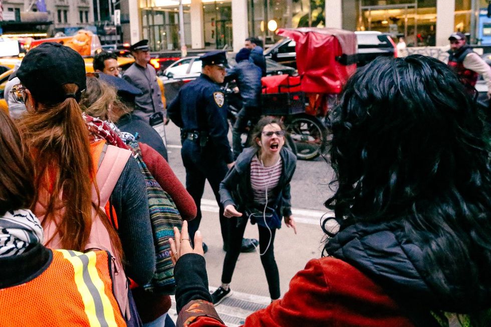 GALLERY - ACTUP - Protest Glaad Gala Palestine