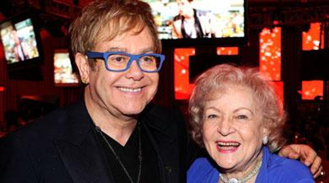 Gettyimages-eltonjohn-bettywhite_0
