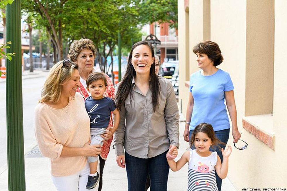 Gina-ortiz-jones-13-gina-with-volunteers-0002