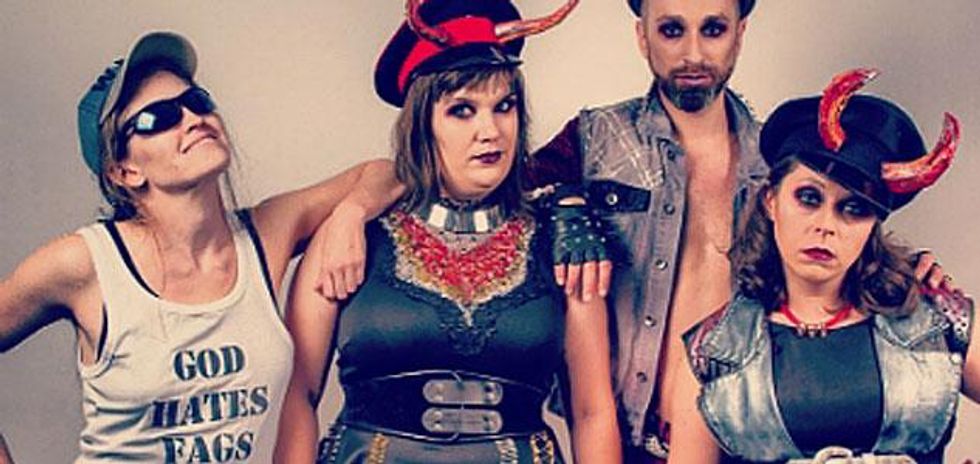 God_hates_this_showx633_0