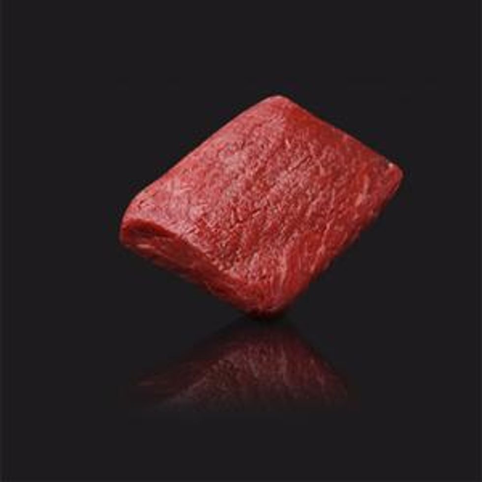 Grass-fed-dry-aged-steaks-or-buffalo-filet-mignon_0