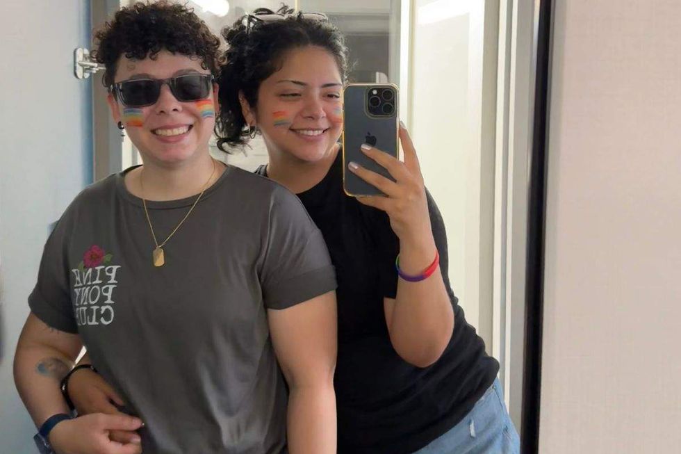 grazi chiosque and xiomara suarez