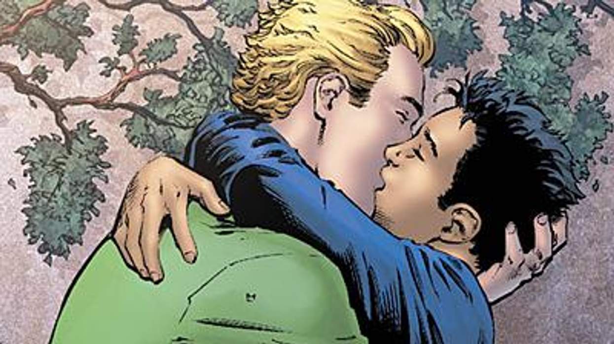 Green_lantern_kissx400