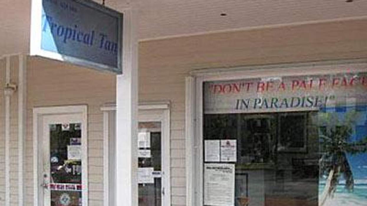 Hamilton_tropical_tanx400