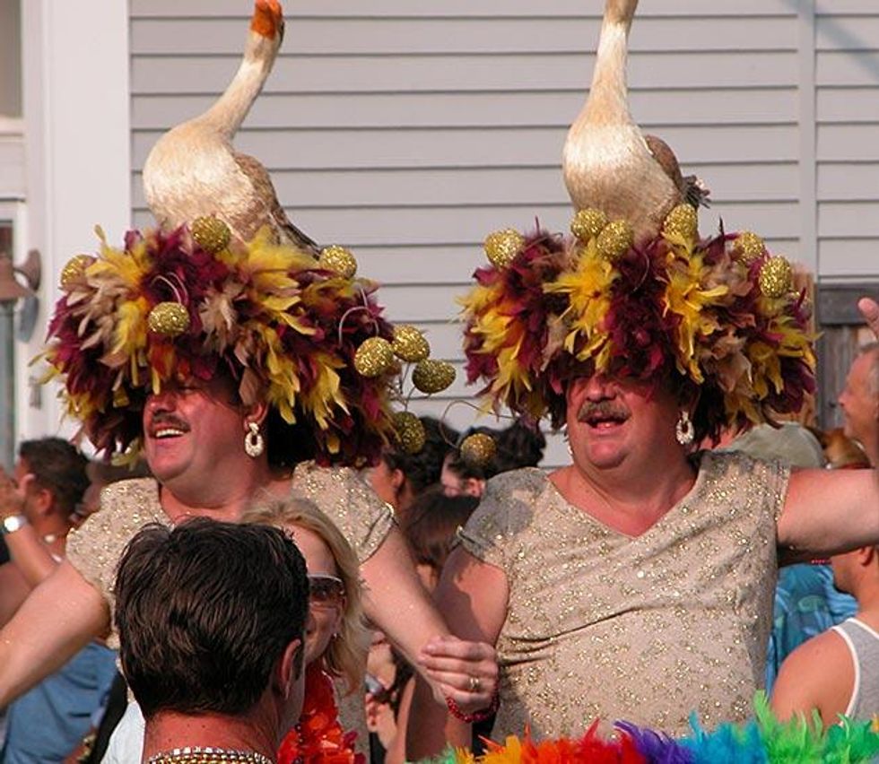 Hat_sisters-by-art-n