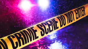 4 dead after car speeds onto sidewalk and crashes into gay club in Florida