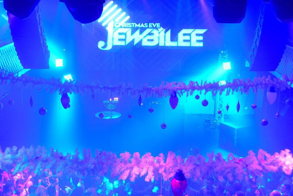 Hebro's Christmas Eve Jewbilee