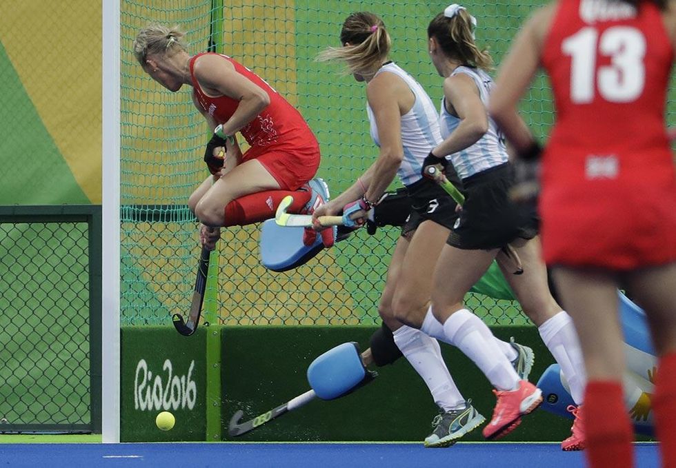 Helen and Kate Richardson Walsh (U.K., Field Hockey)