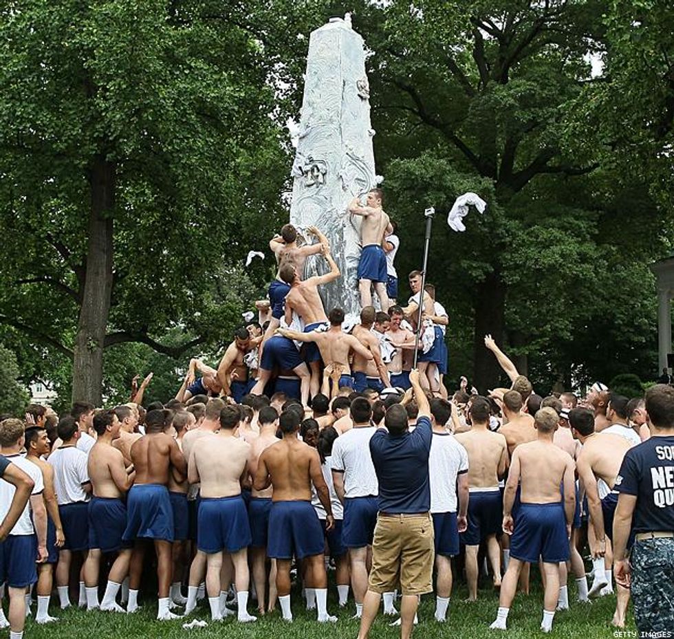 Herndon-monument02x633