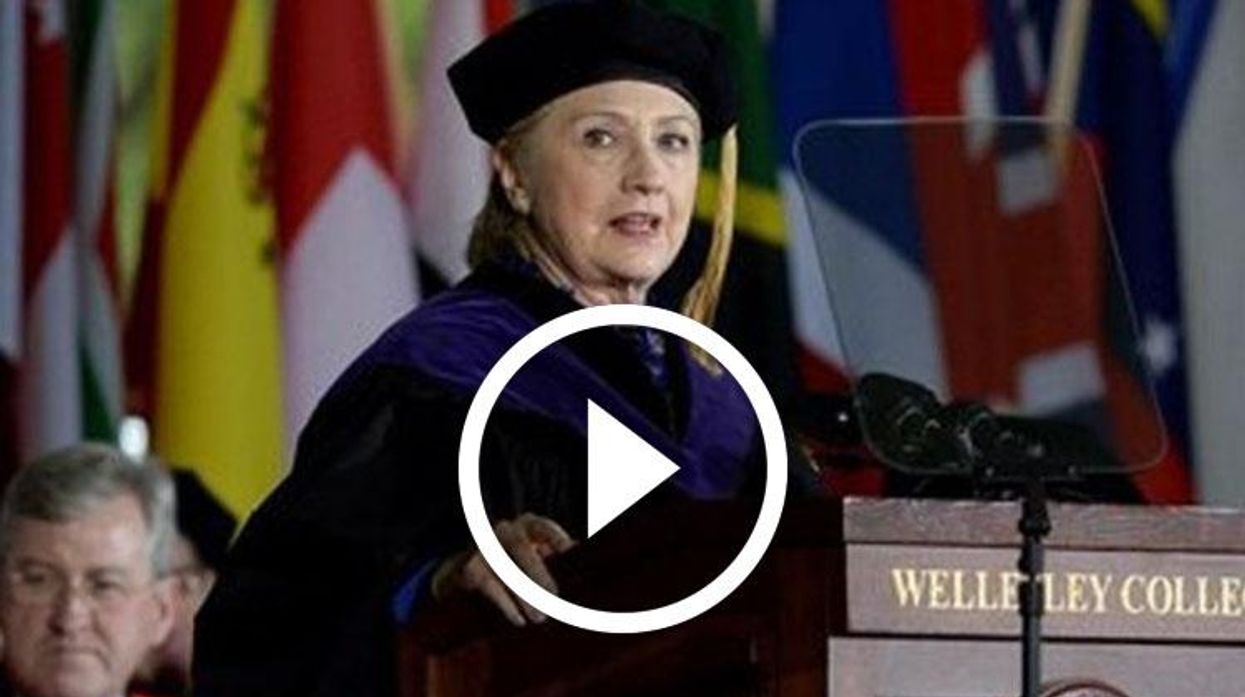 Hillary Clinton to Wellesley Grads: 'Chardonnay Helped A Lot'