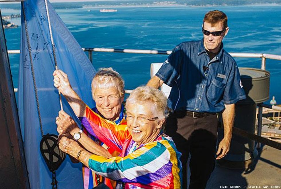 Hoisting_space-needle-by-nate-gowdyx633_0