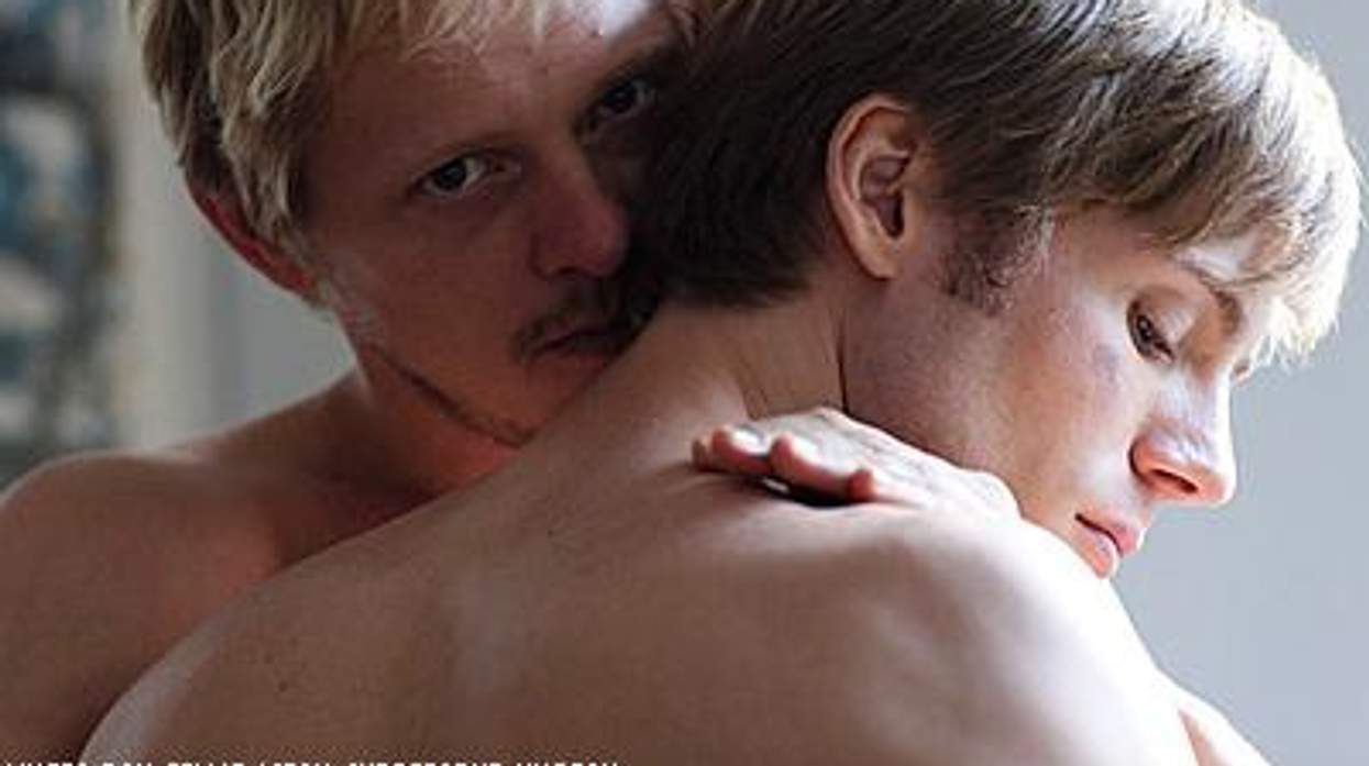 Hs_keepthelightsonleadx400