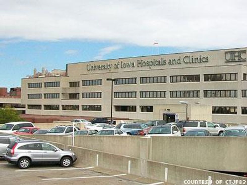 Iauniversityofiowahospitalsandclinics