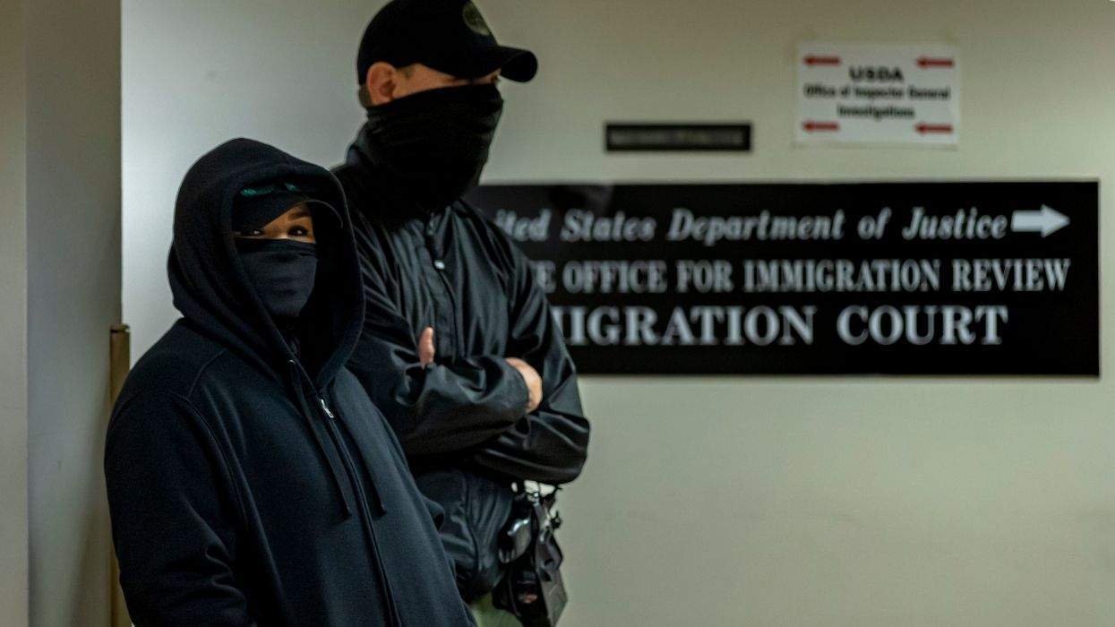 ice agents at immigration court