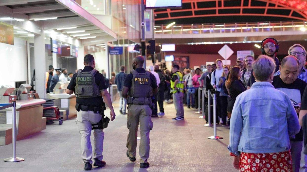 ice agents wandering ATL airport