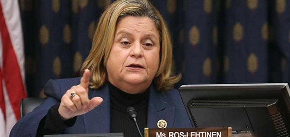 Ileana-ros-lehtinen-on-left-462750030_0