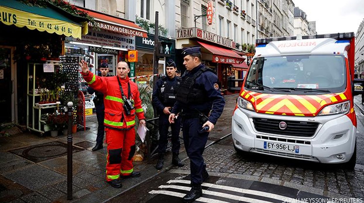 Gunman Kills Three in Central Paris