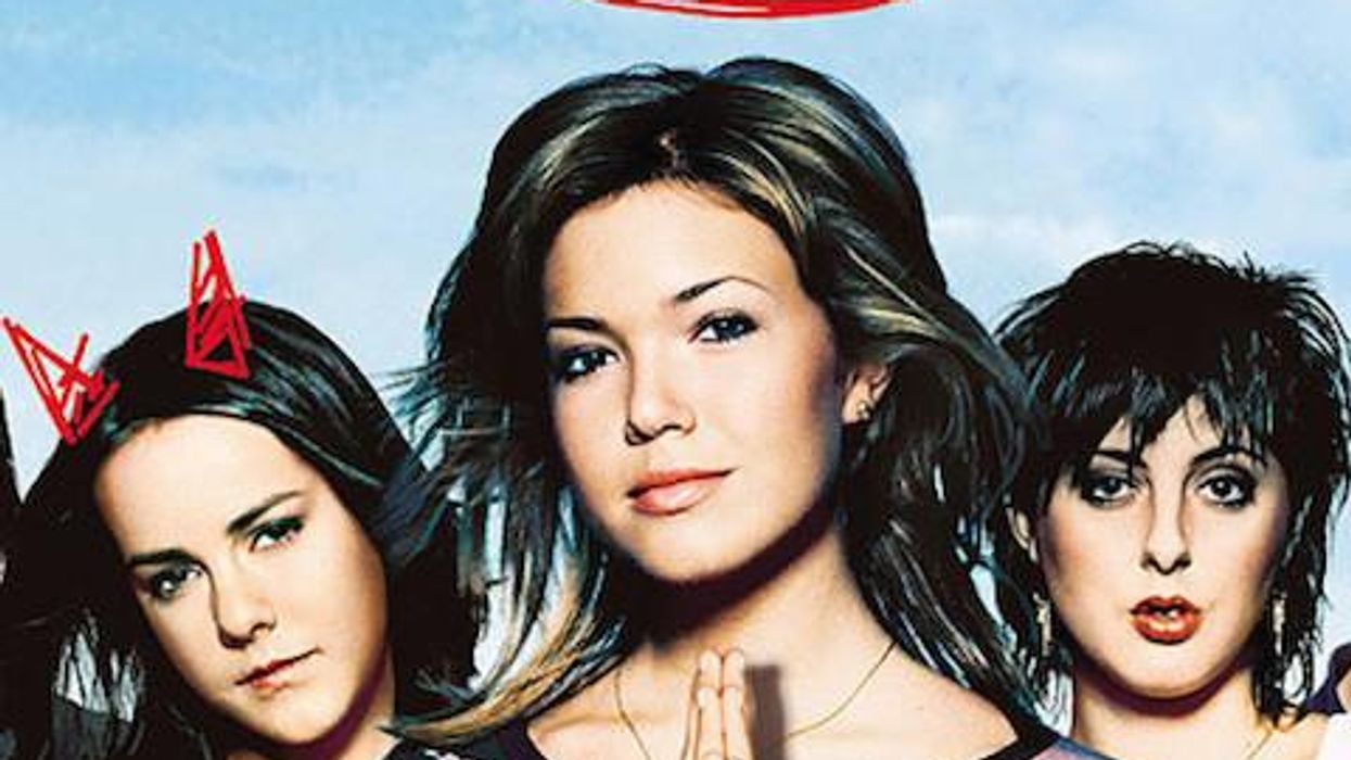 10 Ways a Queer Atheist Can Make It Work With Her Religious Girlfriend