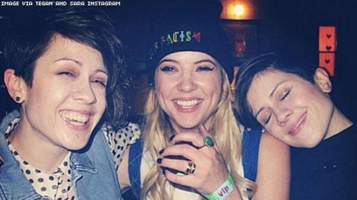 The Time Tegan and Sara Posed with a Pretty Little Liar