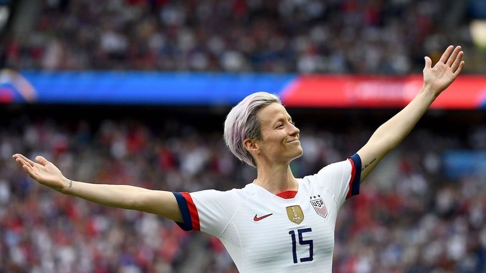 
<p>‘One of a kind’ Megan Rapinoe Leaves Behind Lasting Legacy After Final U.S. Match</p>
