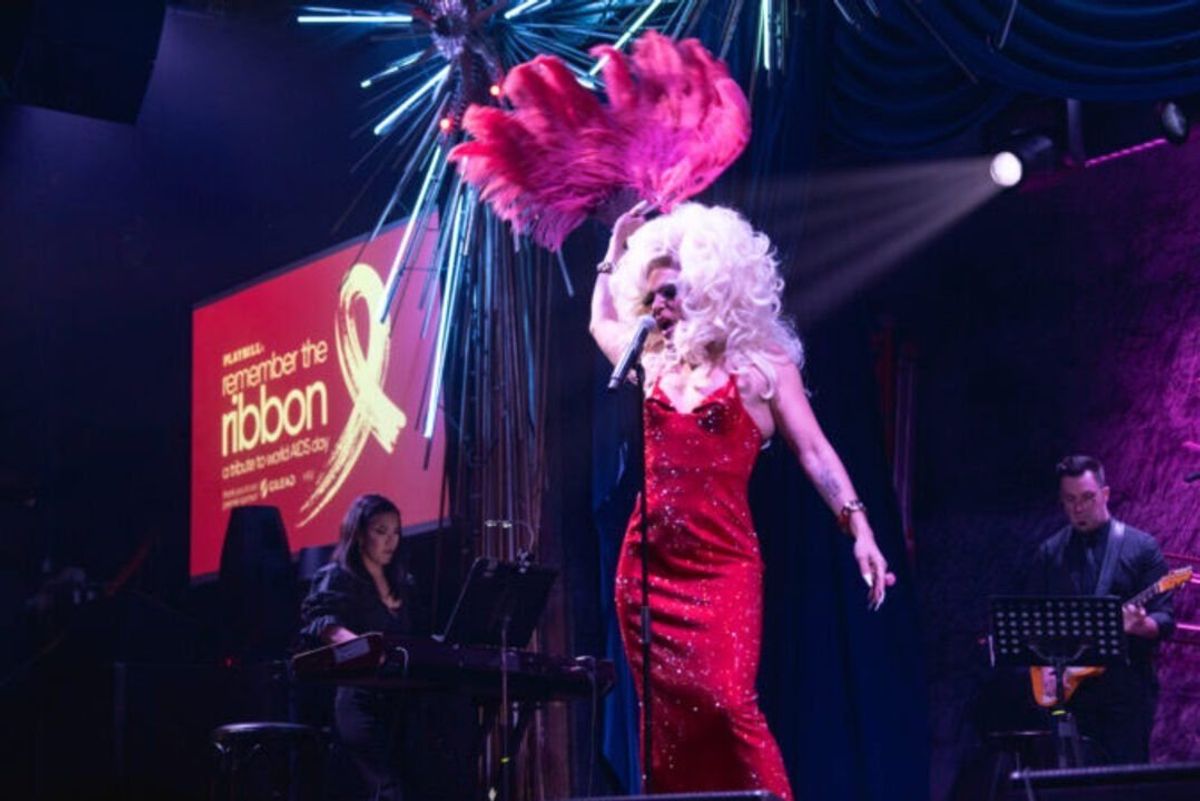 
Playbill Honors World AIDS Day With Remember the Ribbon
