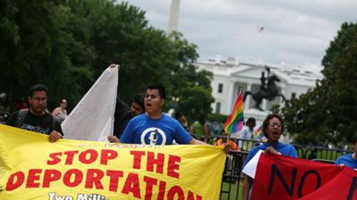 Immigrationx400_advocate_0