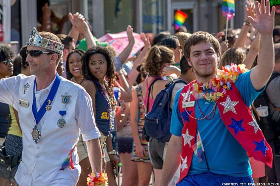 Imperial_courtx633_0