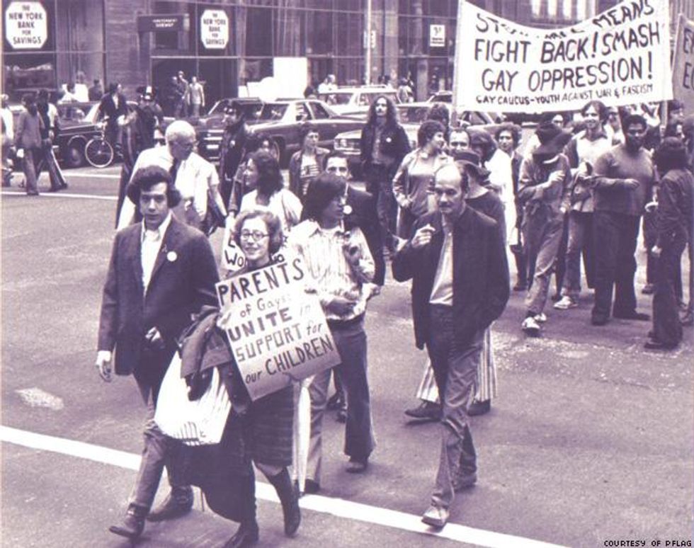 Jeannemanford_marchingx633