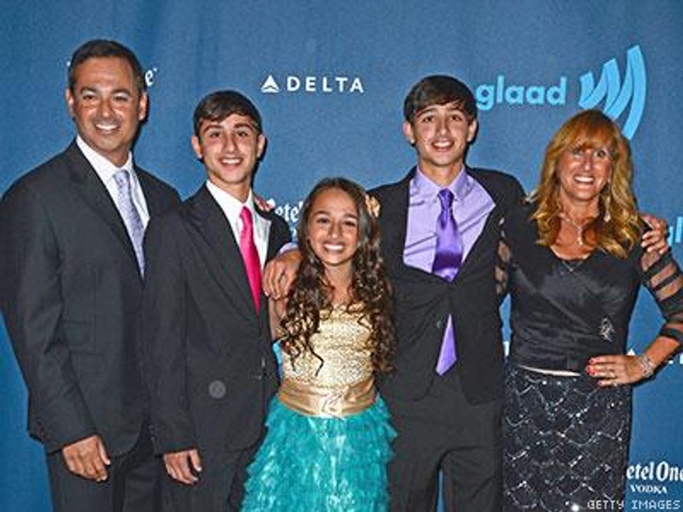 Jennings-family-x400_0