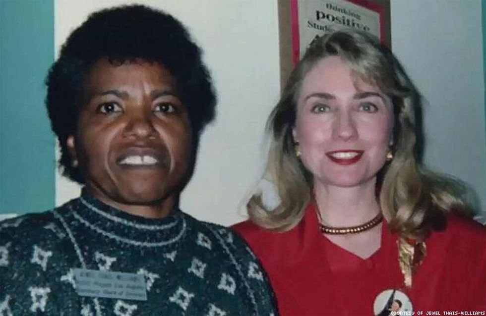 Jewel_hilary-clinton_1990s