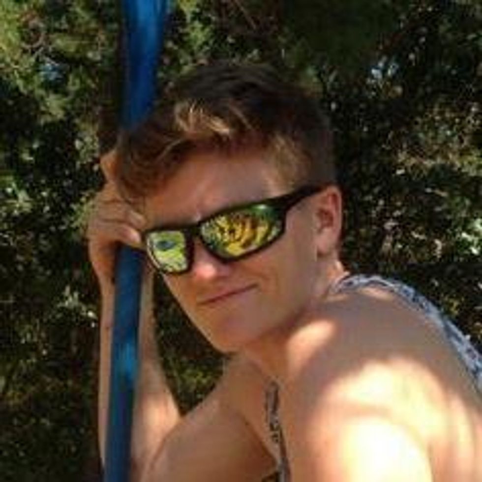 Julie_compton_headshot_1