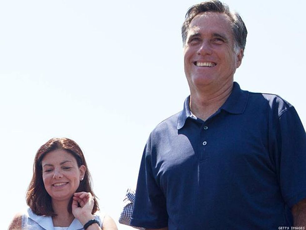 Kelly-ayotte-of-new-hampshire_and-mittx633