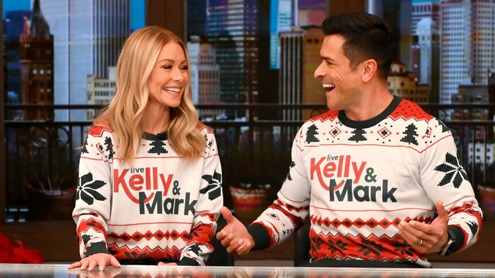 Kelly Mark Live Show Christmas Sweaters