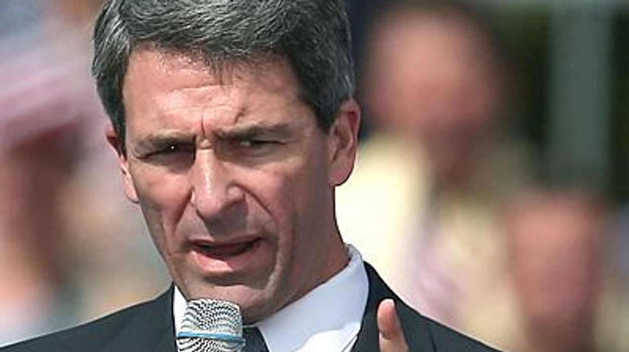 Kenneth-cuccinellix400