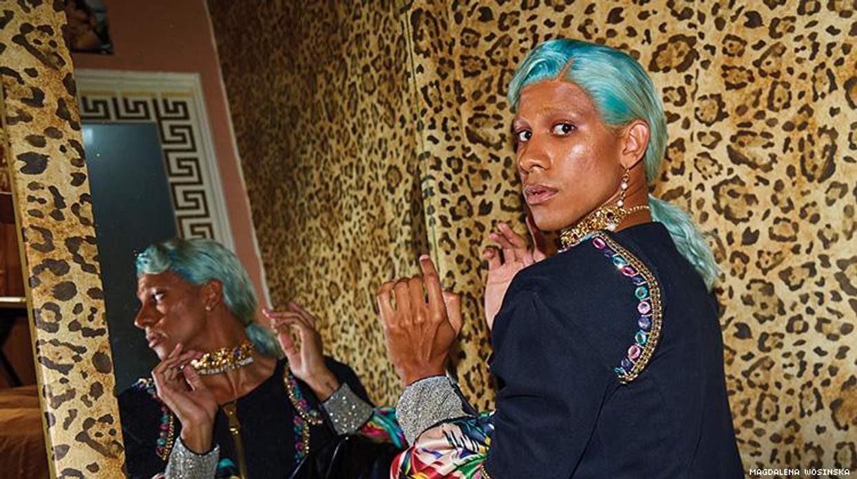 Kenyan Lonsdale Is Shedding All His Skins