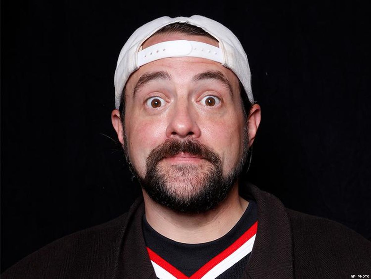 Kevin Smith Apologizes for Ben Affleck "Gay Kiss" Story