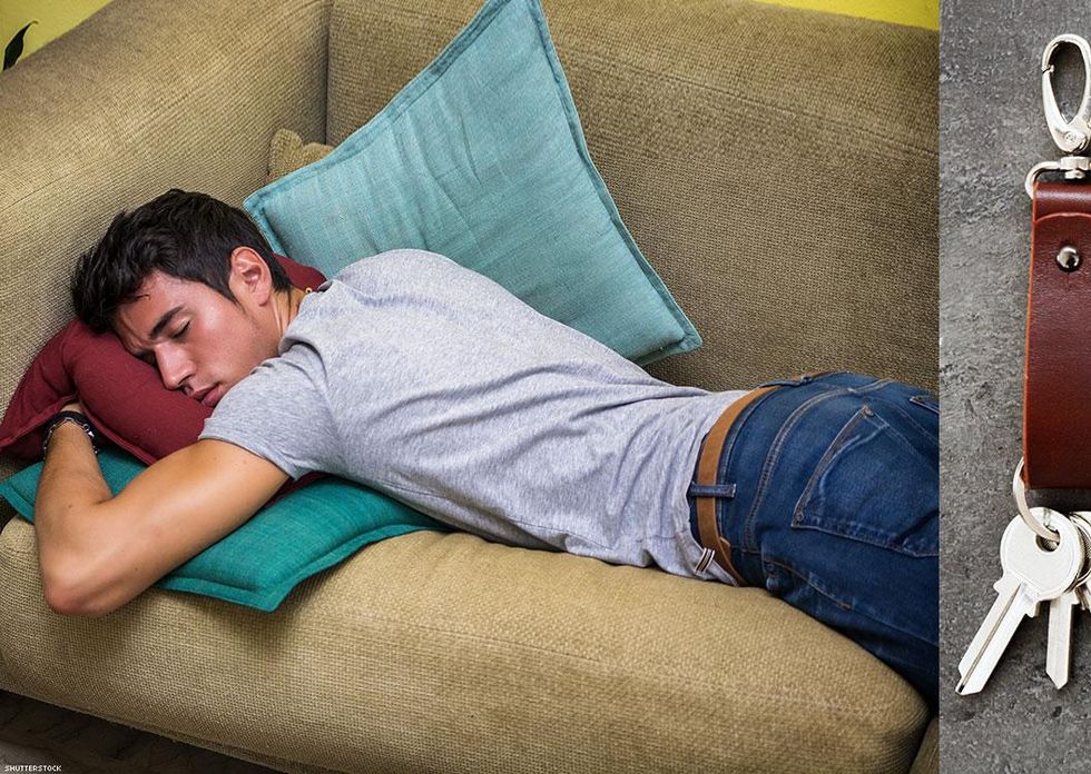 Keys in back pocket, left side = has a place. Keys in back pocket, left side = looking for a place to crash.